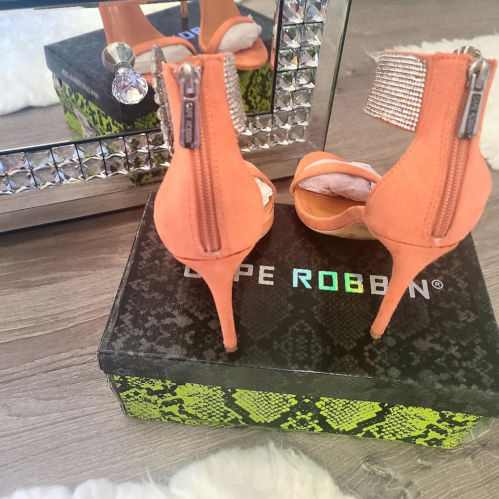 🪭👠🛍✨️Cape Robbin Edmond Heels Brand new 7.5 - Picture 7 of 15
